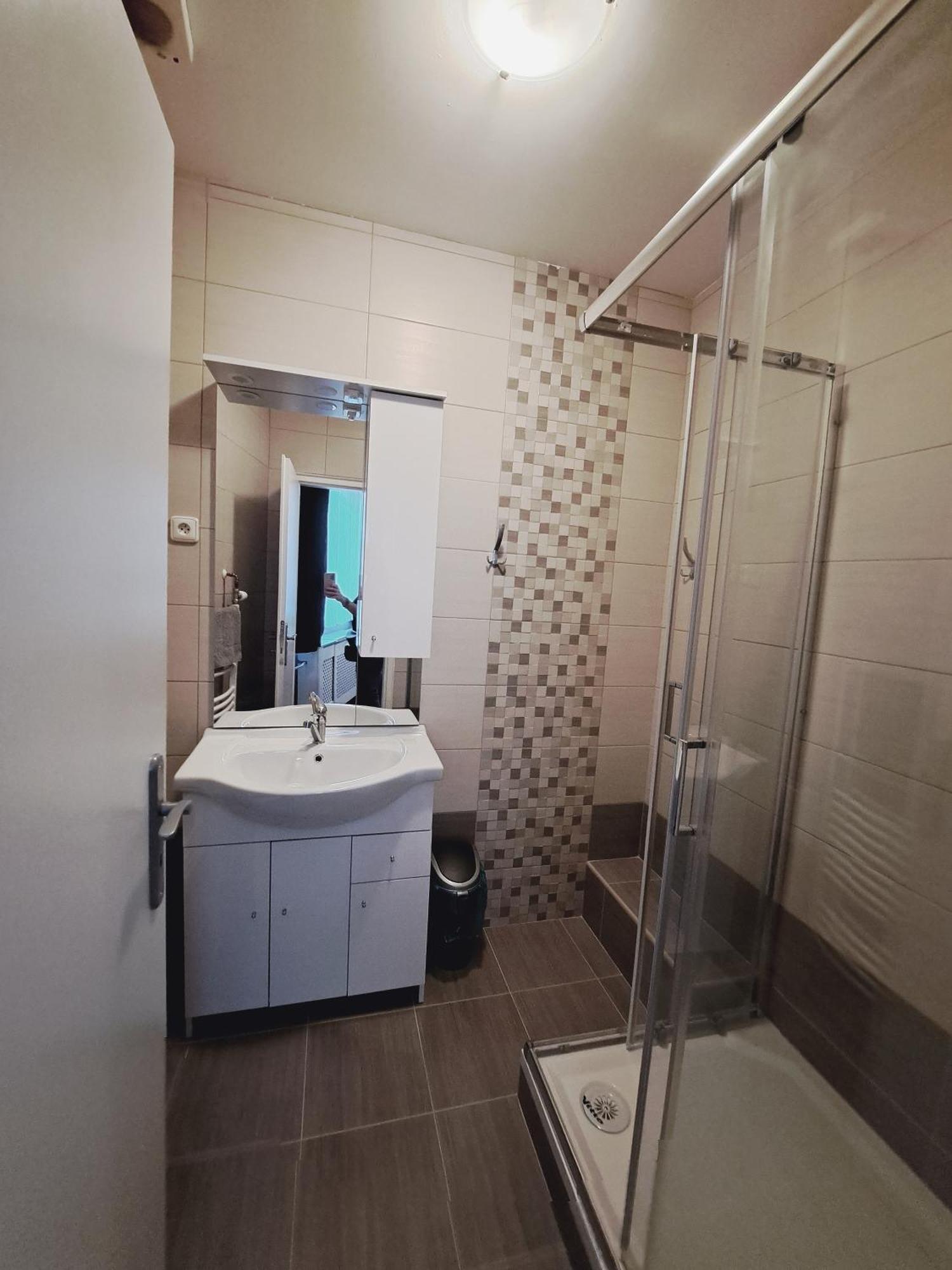 Hotel Grand Tanvald Eksteriør bilde