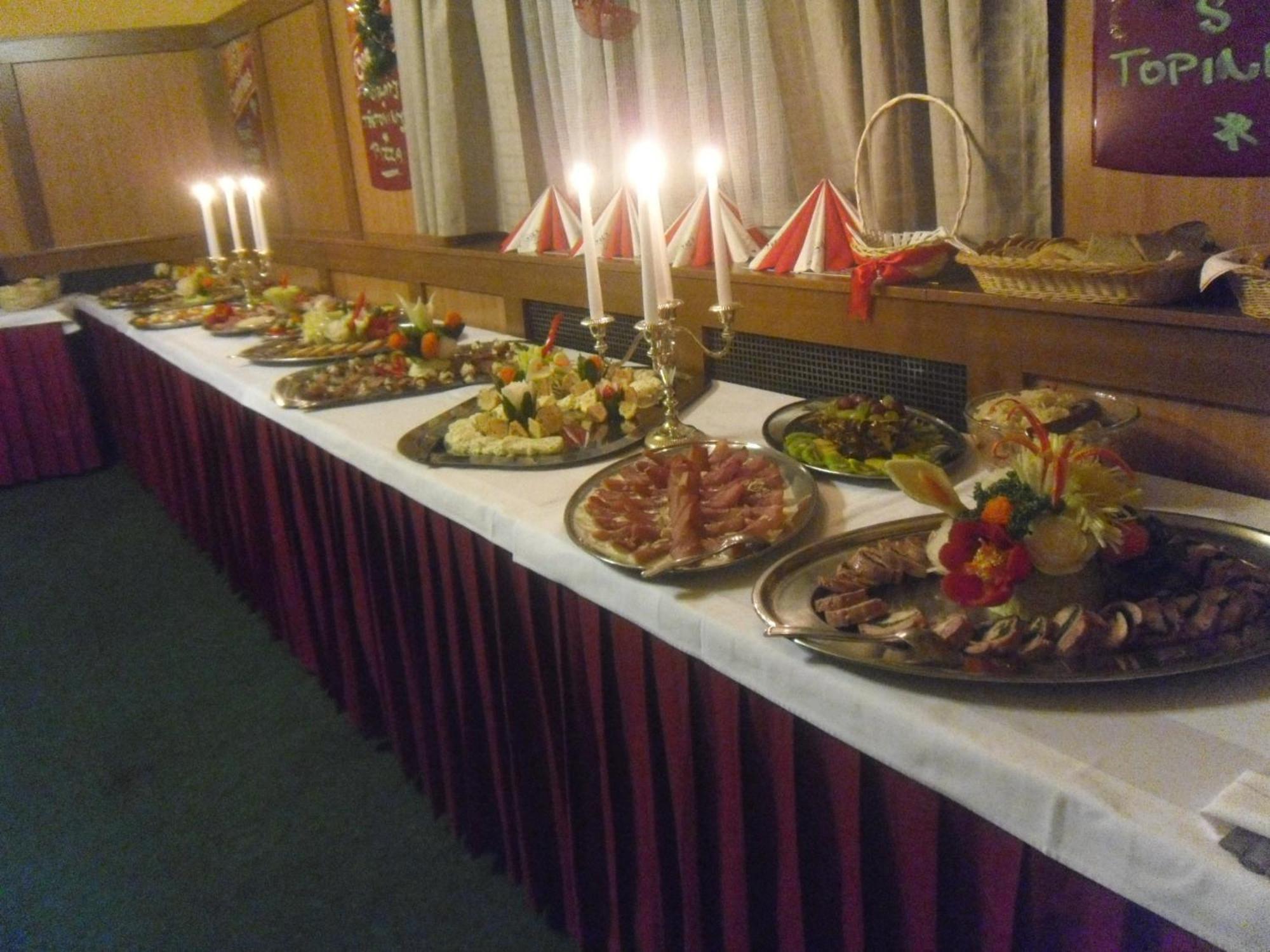 Hotel Grand Tanvald Eksteriør bilde
